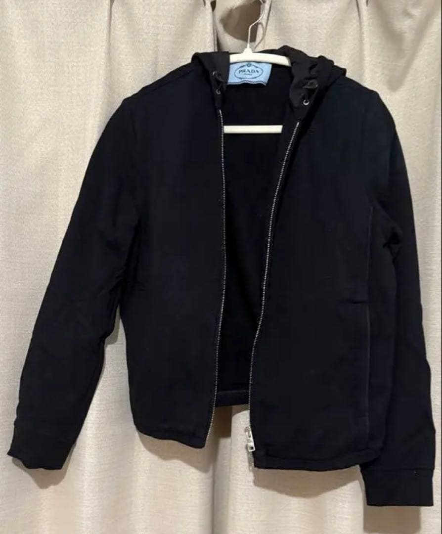 PRADA 黒 フード付き ジッパー パーカー SS PRADA