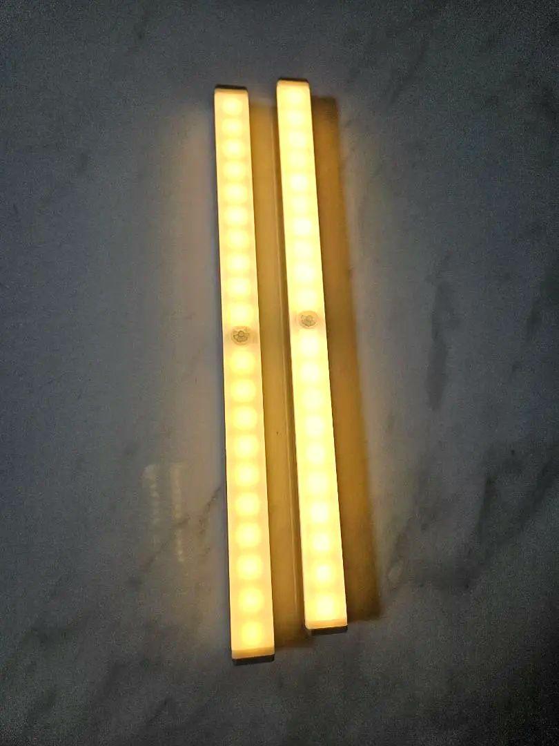 2本セットナイトライト人感センサークローゼット灯暖色光 297mm