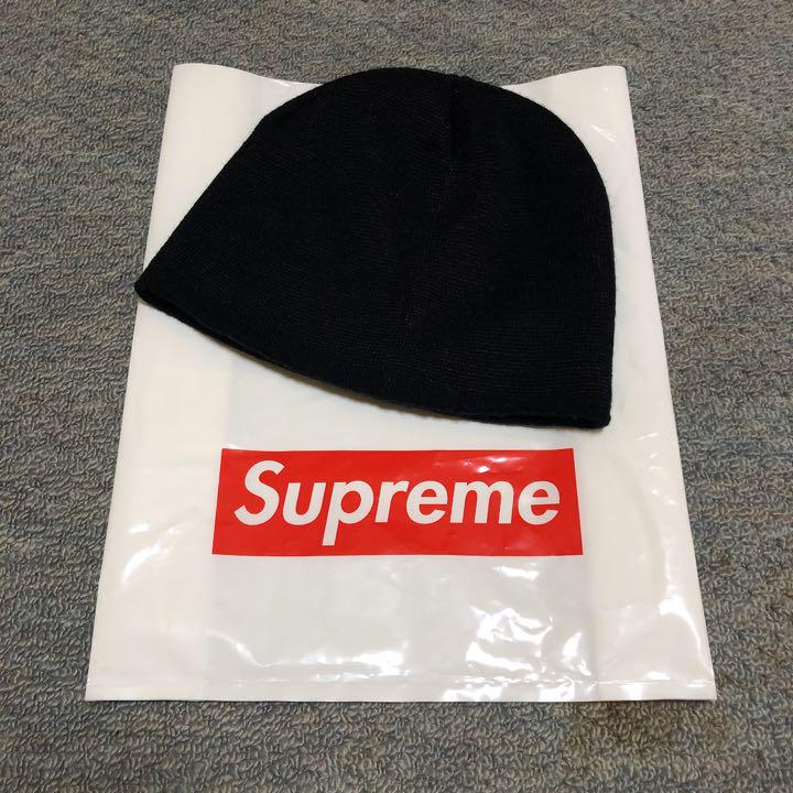 supreme beanie tag