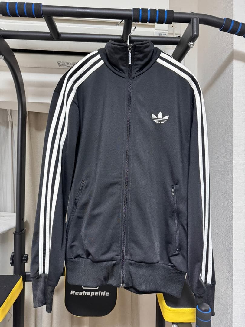 アディダス トラックジャケット M