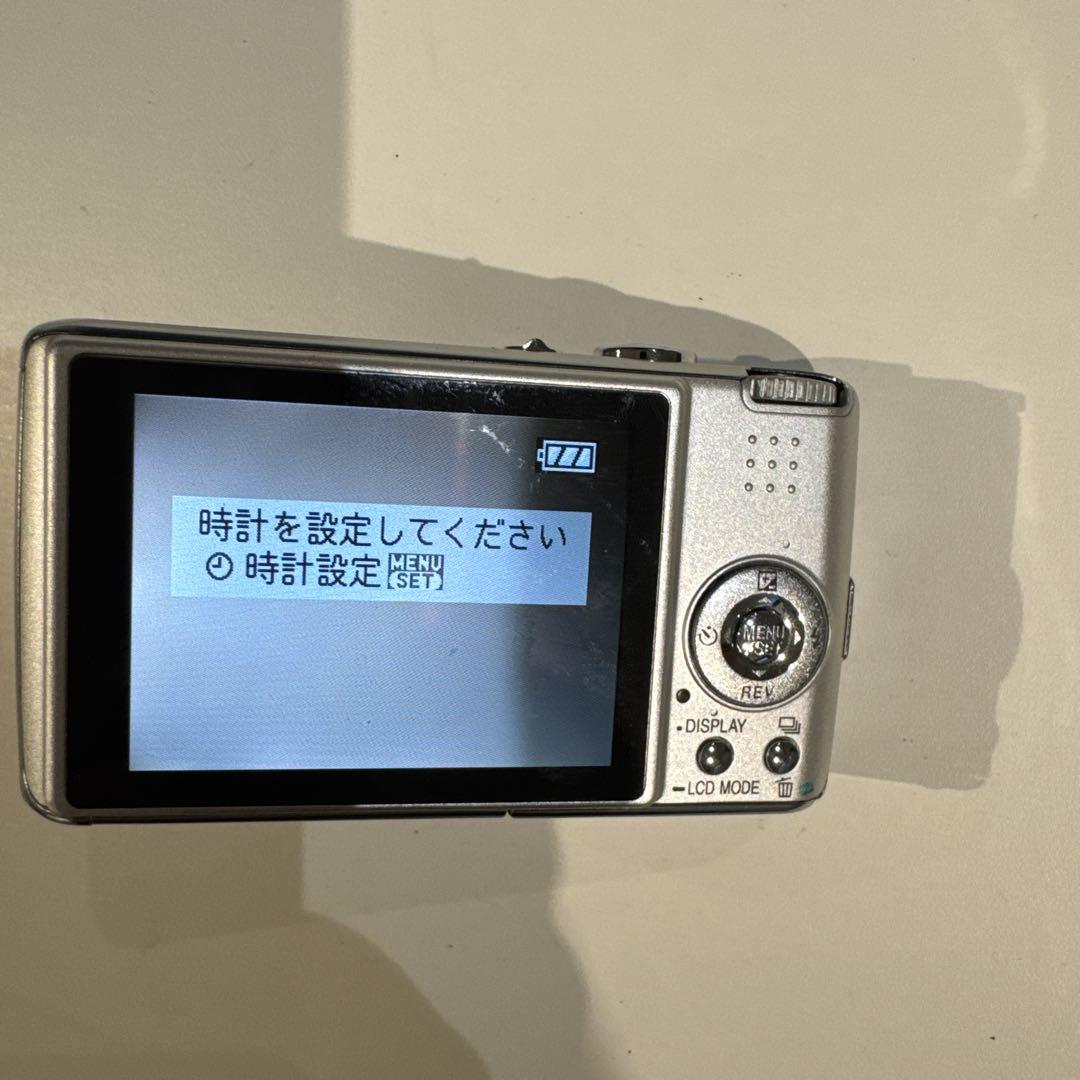 Panasonic DMC-FX07 シルバー コンパクトデジタルカメラ Amazon | パナソニック デジタルカメラ LUMIX FX07 シルキー
