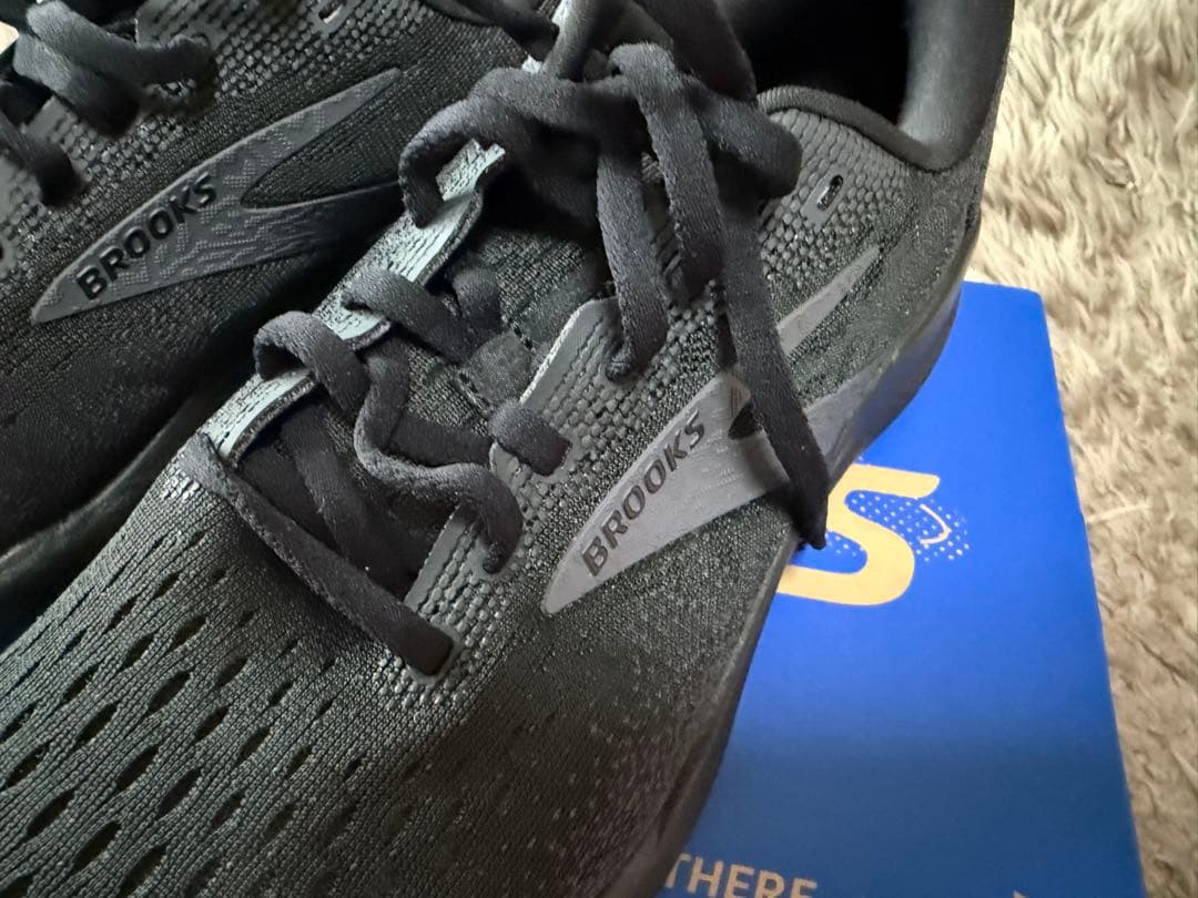 Brooksランニングスニーカー