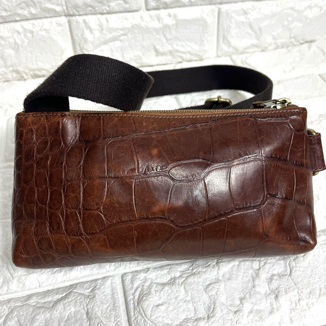 UOMOショルダーバッグ ブラウン本革クロコ