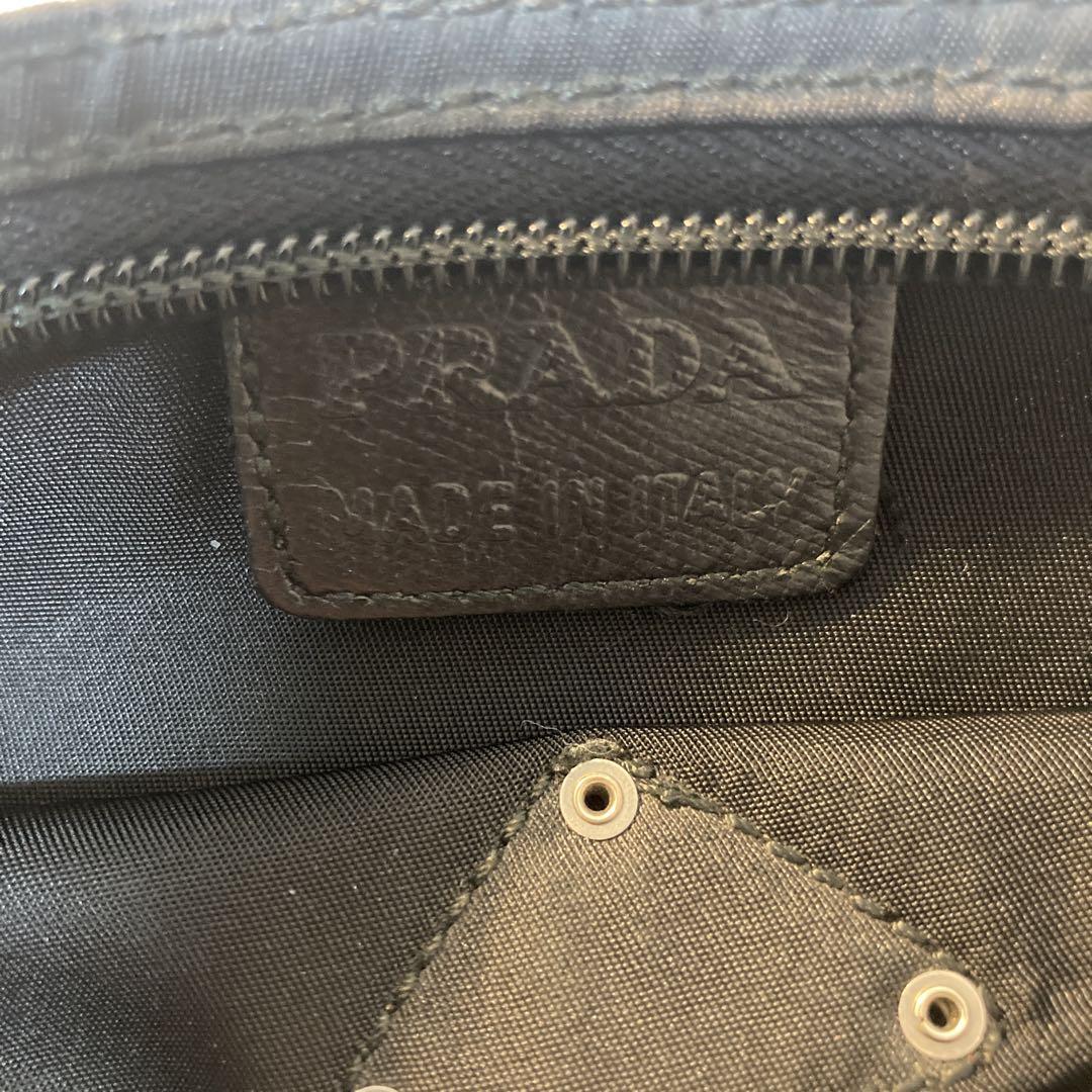 PRADA ブラックナイロンポーチ　極美品