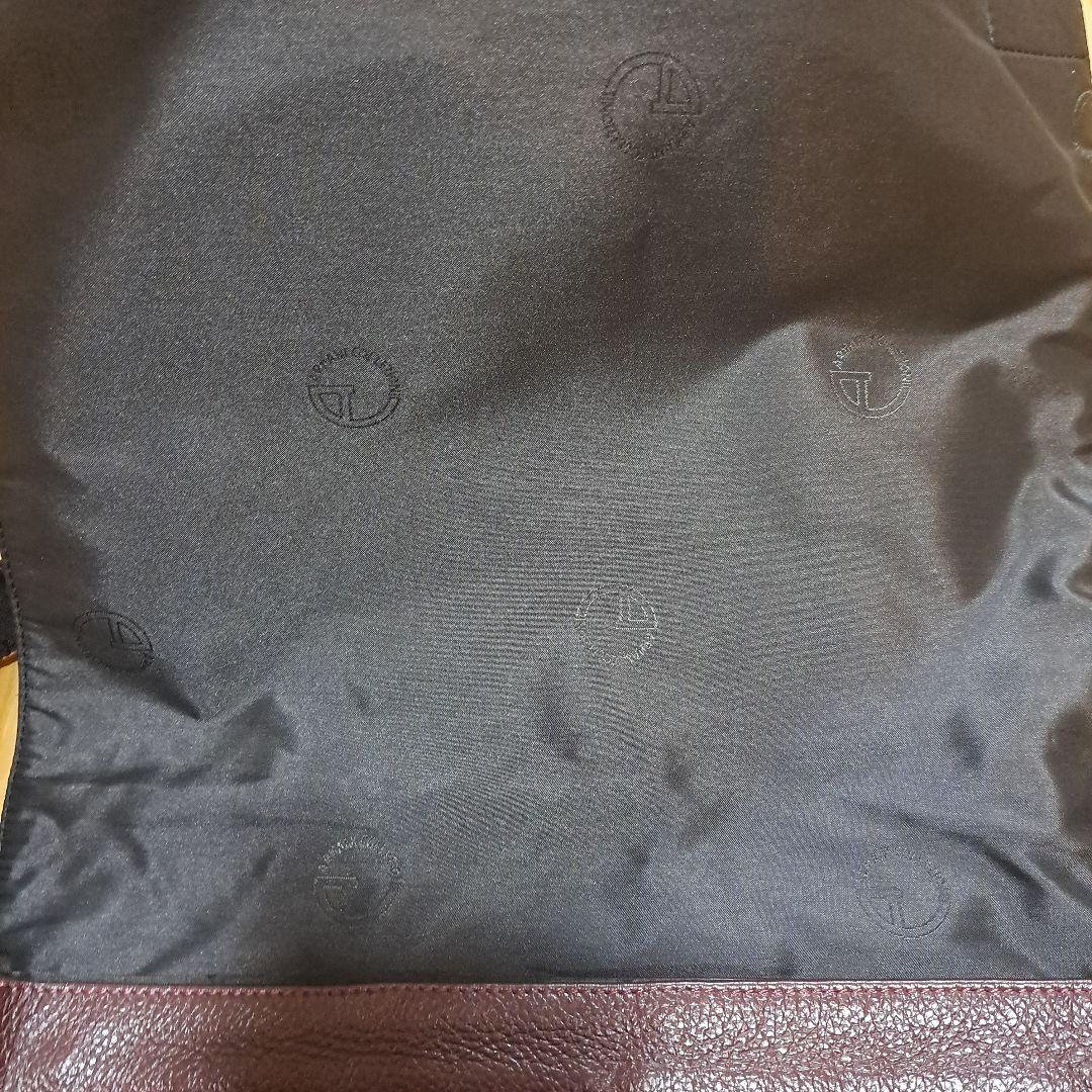 ARMANI COLLEZIONI ショルダーバッグ