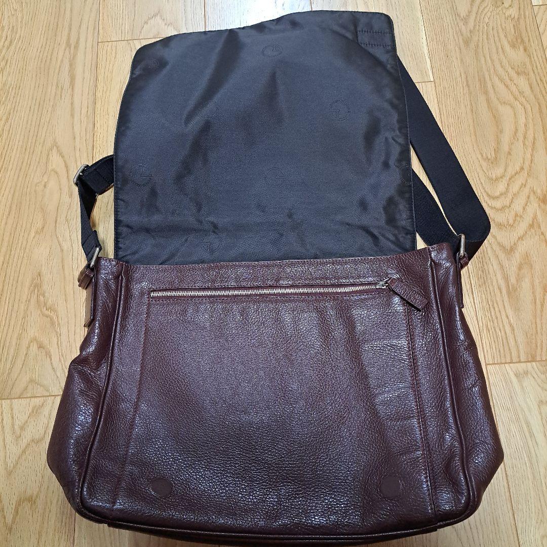 ARMANI COLLEZIONI ショルダーバッグ