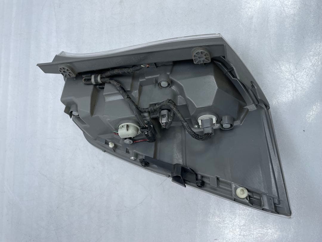 左テールランプスタンレー W0587