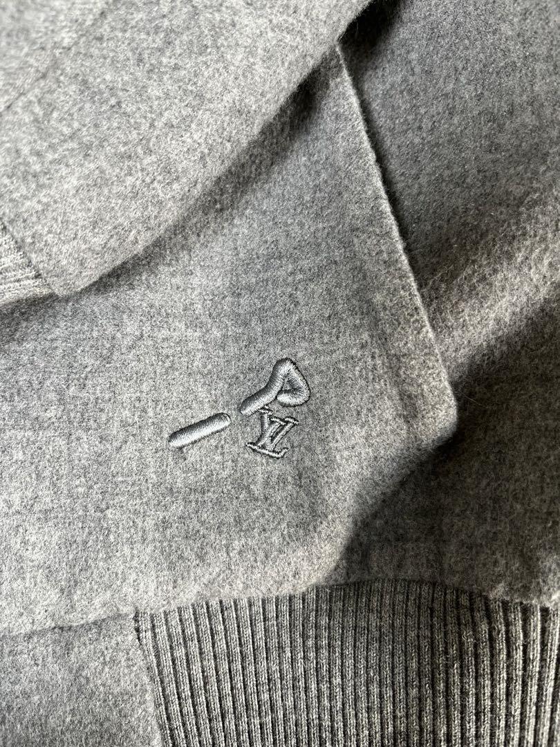 美品 LOUIS VUITTON リバーシブルダブルフェイスフーデッド 美品 LOUIS VUITTON リバーシブルダブルフェイスフーデッド