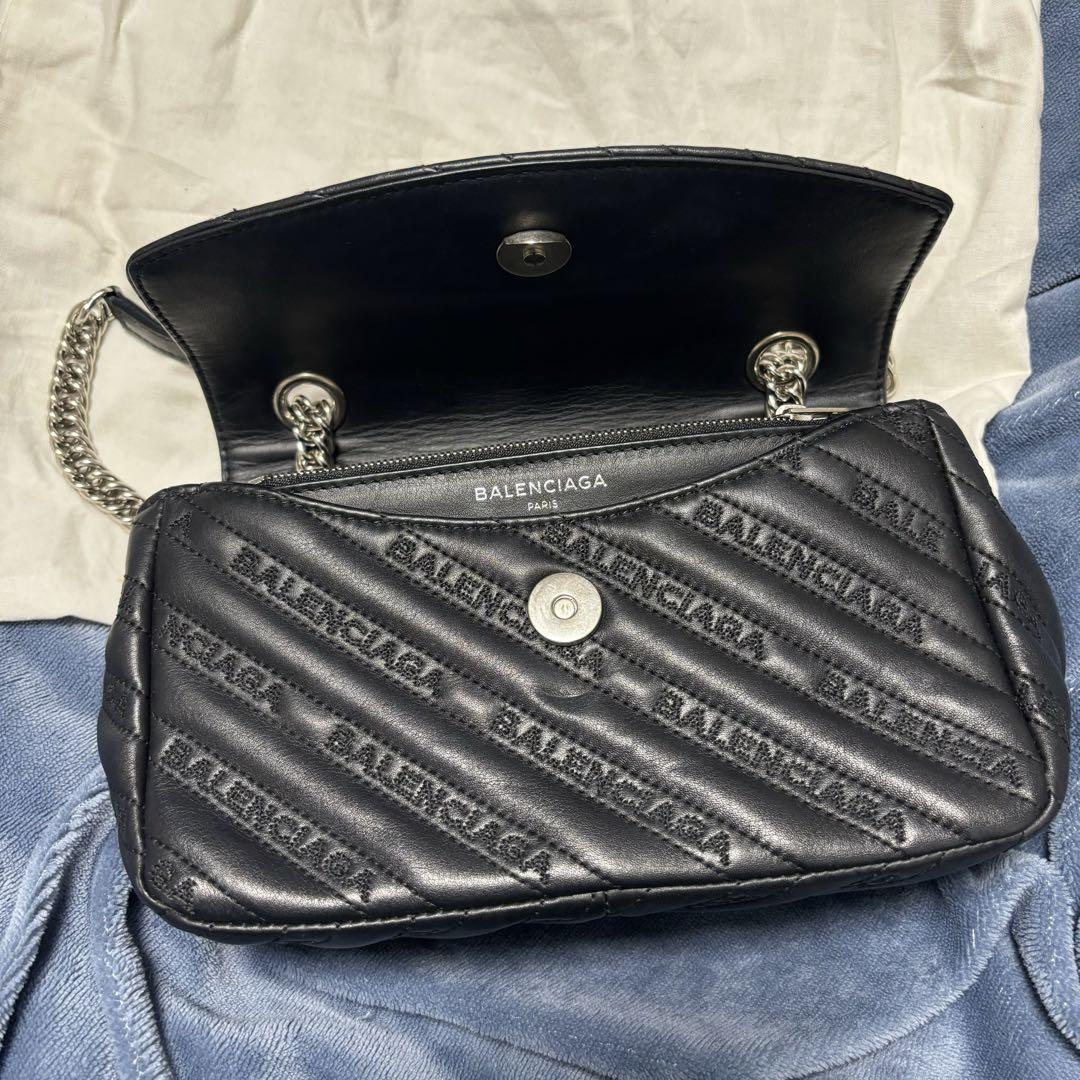 BALENCIAGA ショルダーバッグ 黒 レザー キルティング