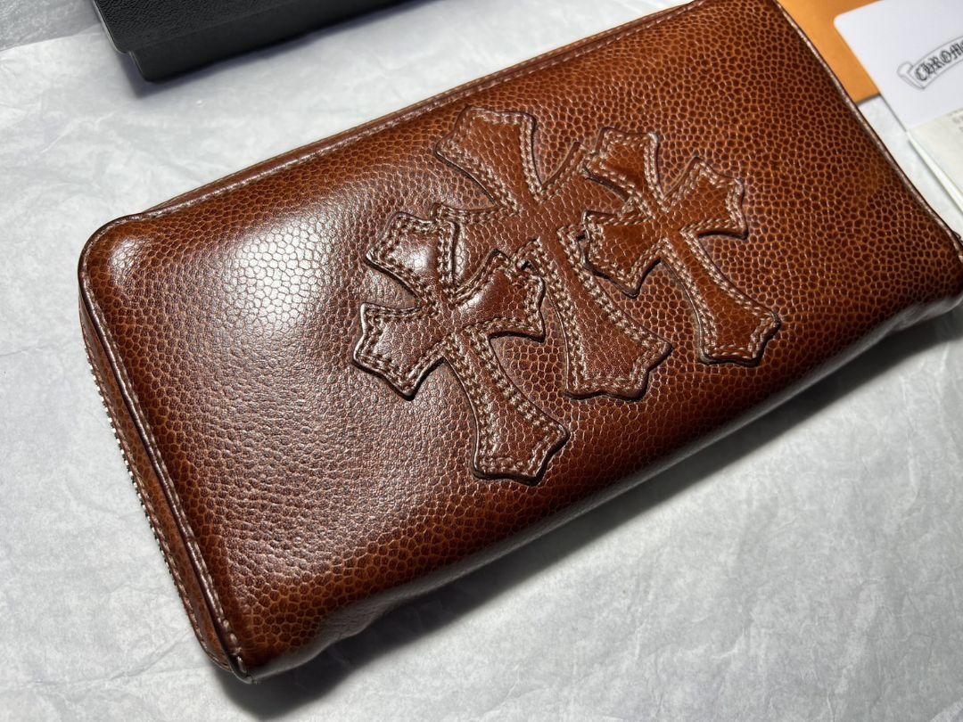 【未使用並み！美品！至極の逸品】クロムハーツ スリーパッチ ウォレット 財布