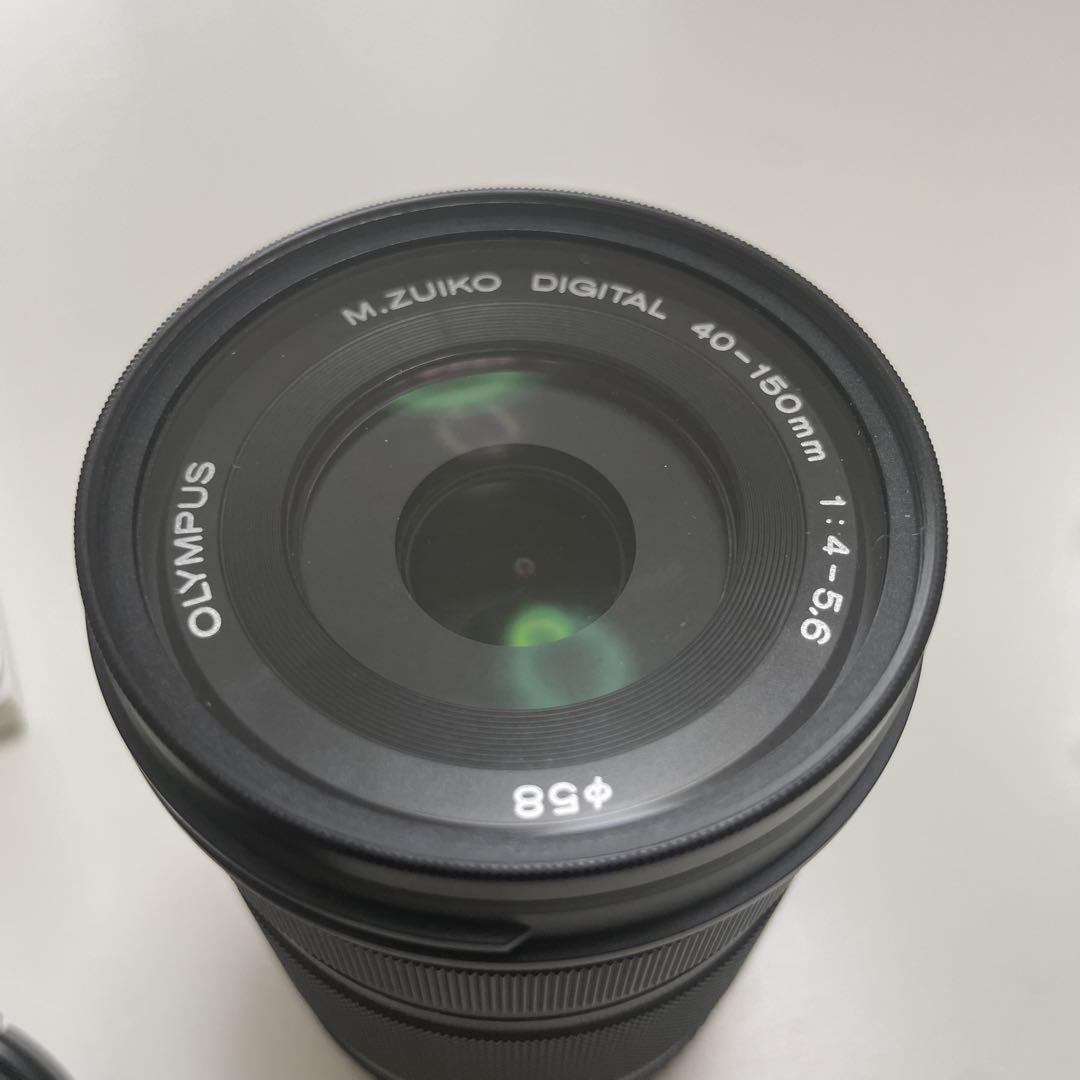 オリンパスOM-D E-M10 MarkⅢ ダブルズーム【シャッター回数884