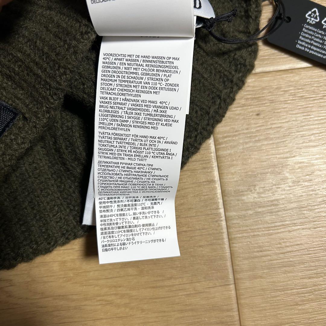 Stone Island グレー トーナル ロゴパッチ ニット ビーニー
