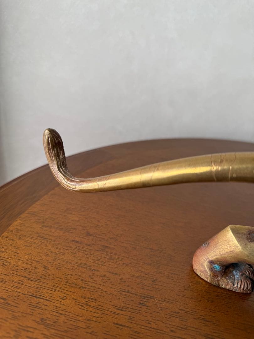 真鍮 ブラス オブジェ 虎 タイガー 金 ゴールド 金属 大型