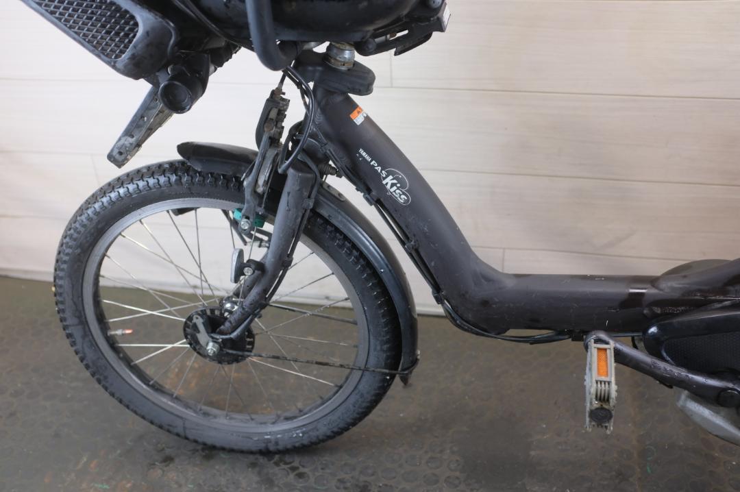 電動自転車ヤマハPAS　KISS　20インチ　3段8.7Ah（4点灯）充電器あり