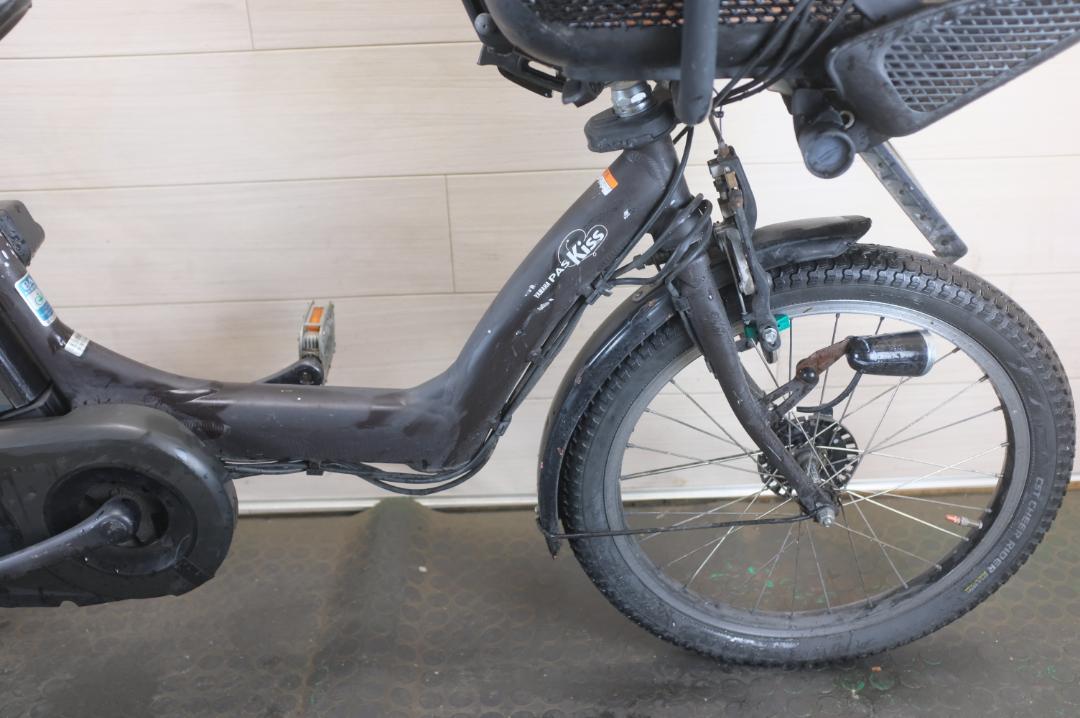 電動自転車ヤマハPAS　KISS　20インチ　3段8.7Ah（4点灯）充電器あり