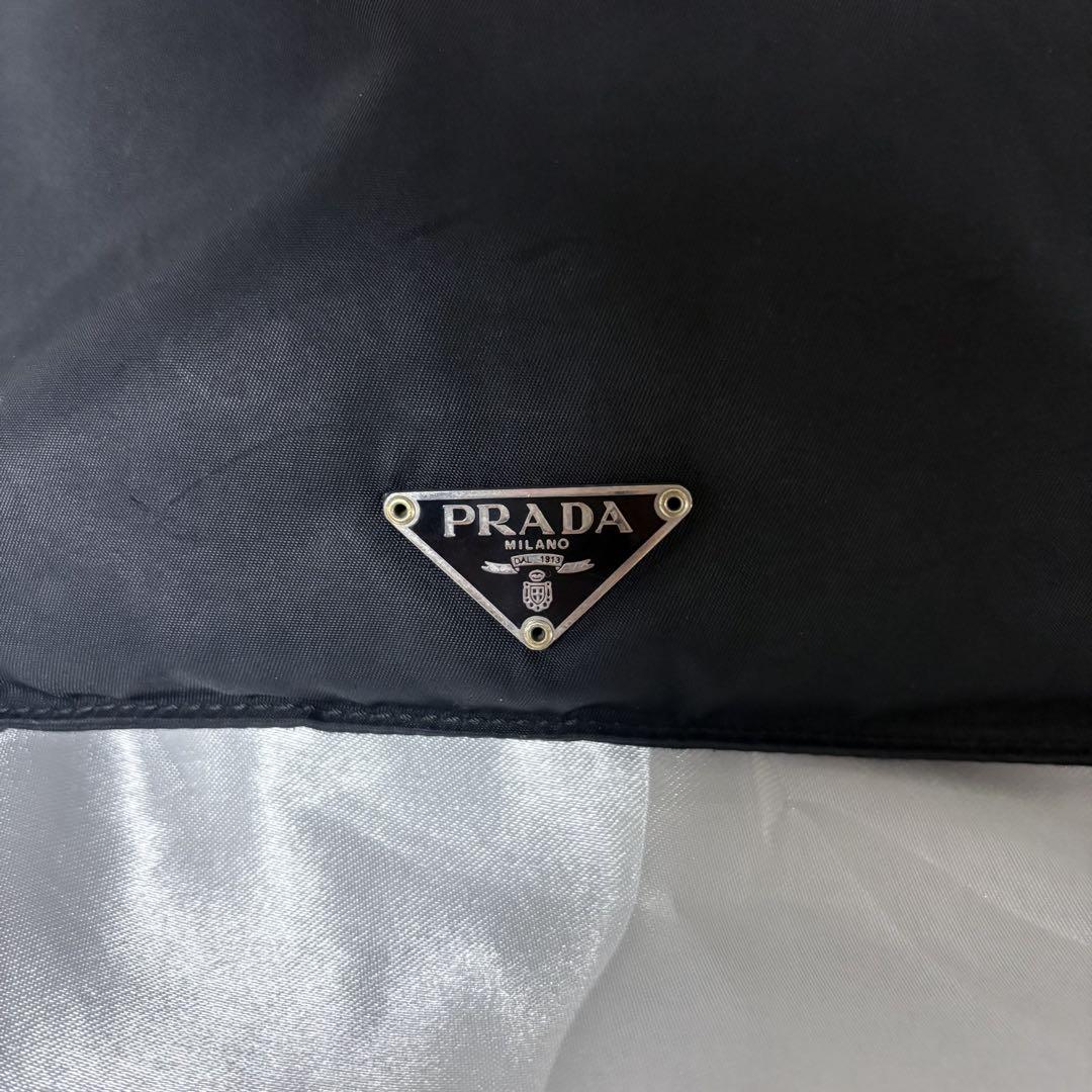 PRADA プラダ ナイロン ショルダーバッグ ブラック サコッシュ型 三角ロゴ