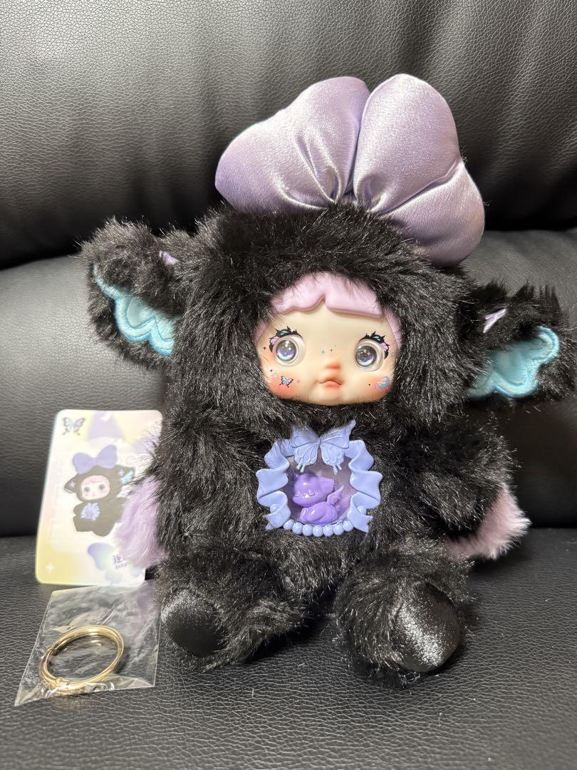 Nommi v6 ファンタジーワールド 黒色ぬいぐるみ - メルカリ