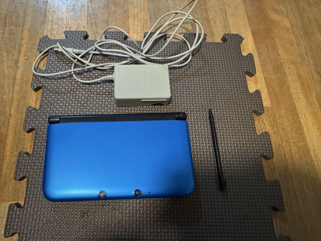Nintendo 3DS LL 本体 青