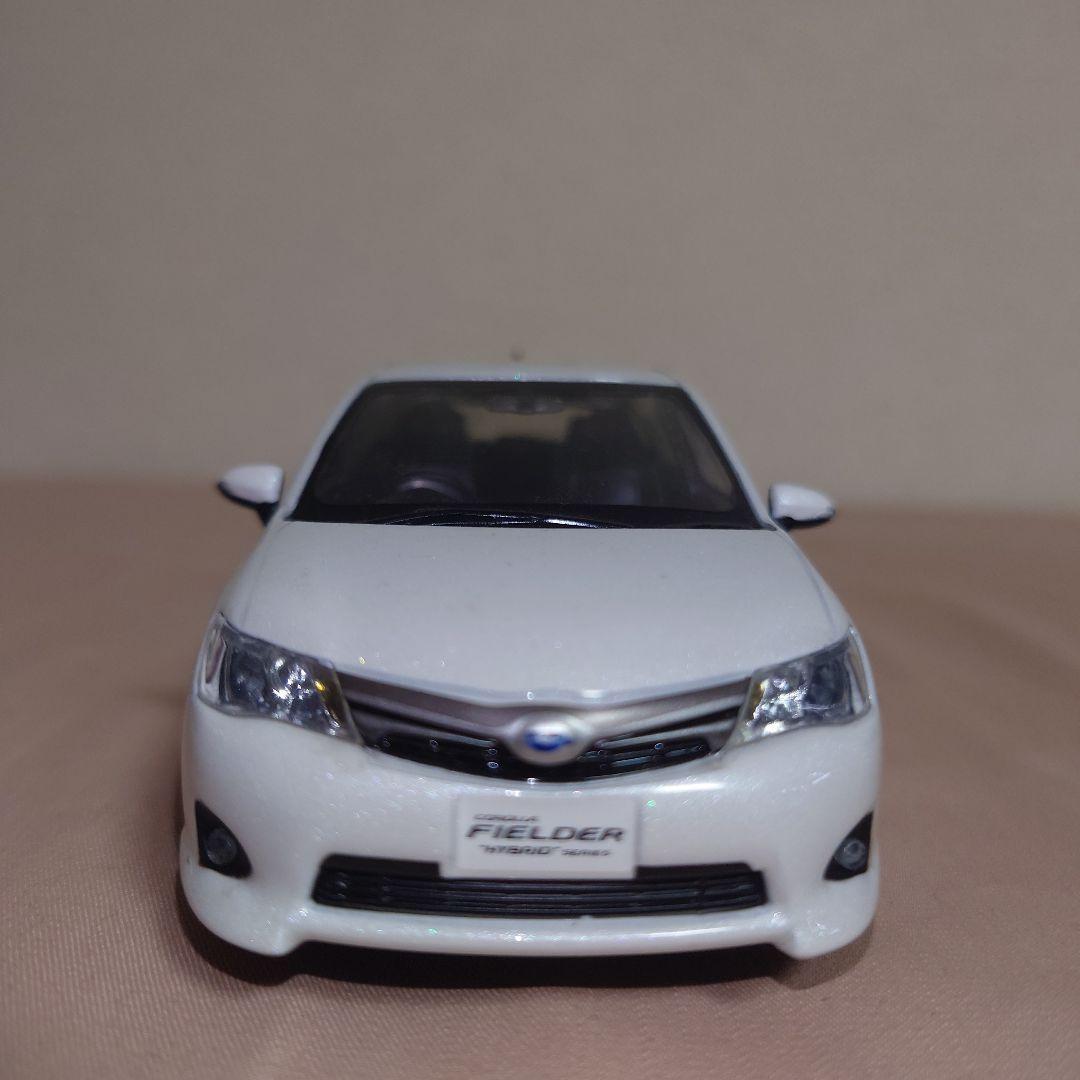TOYOTA　COROLLA　FIELDER　2台セット