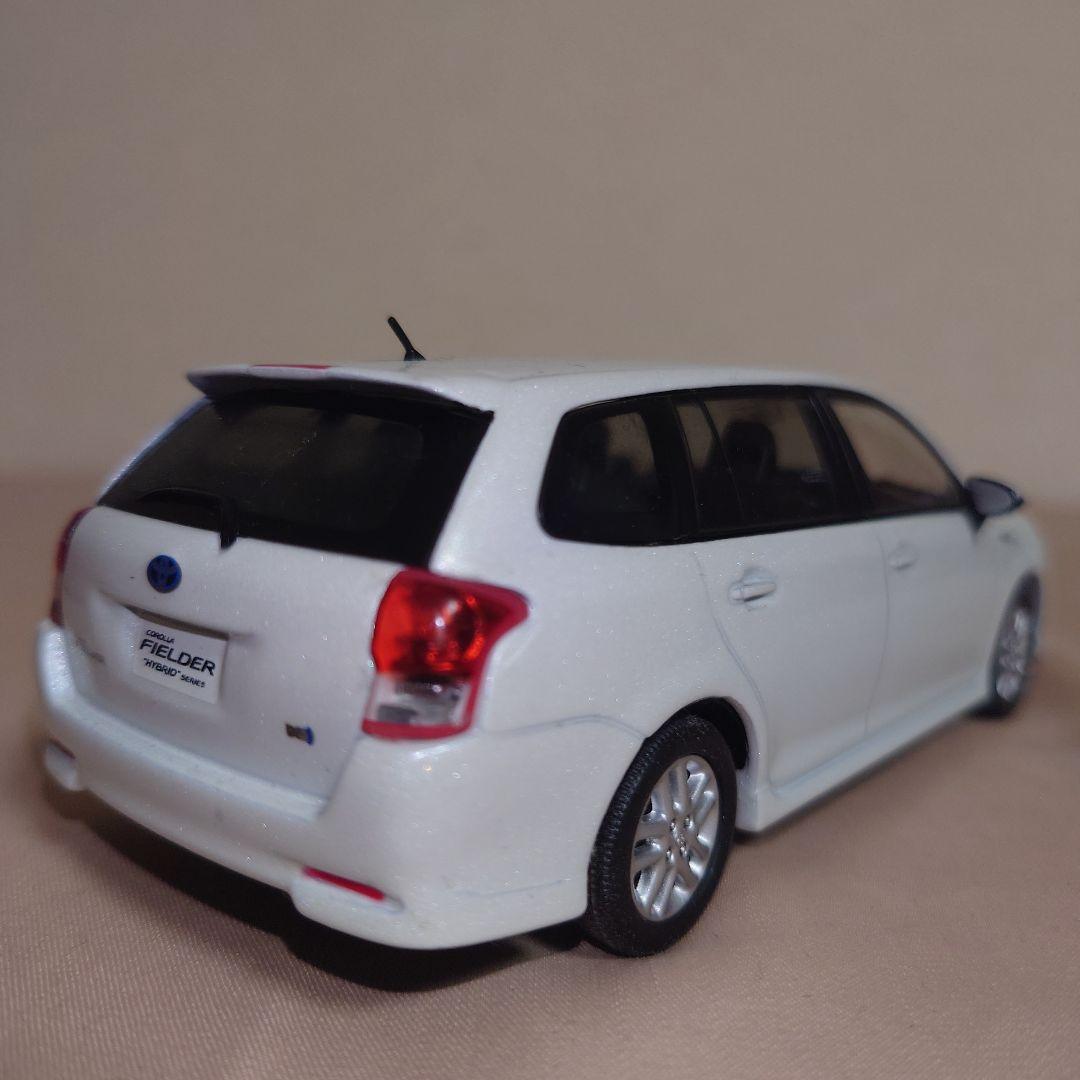 TOYOTA　COROLLA　FIELDER　2台セット