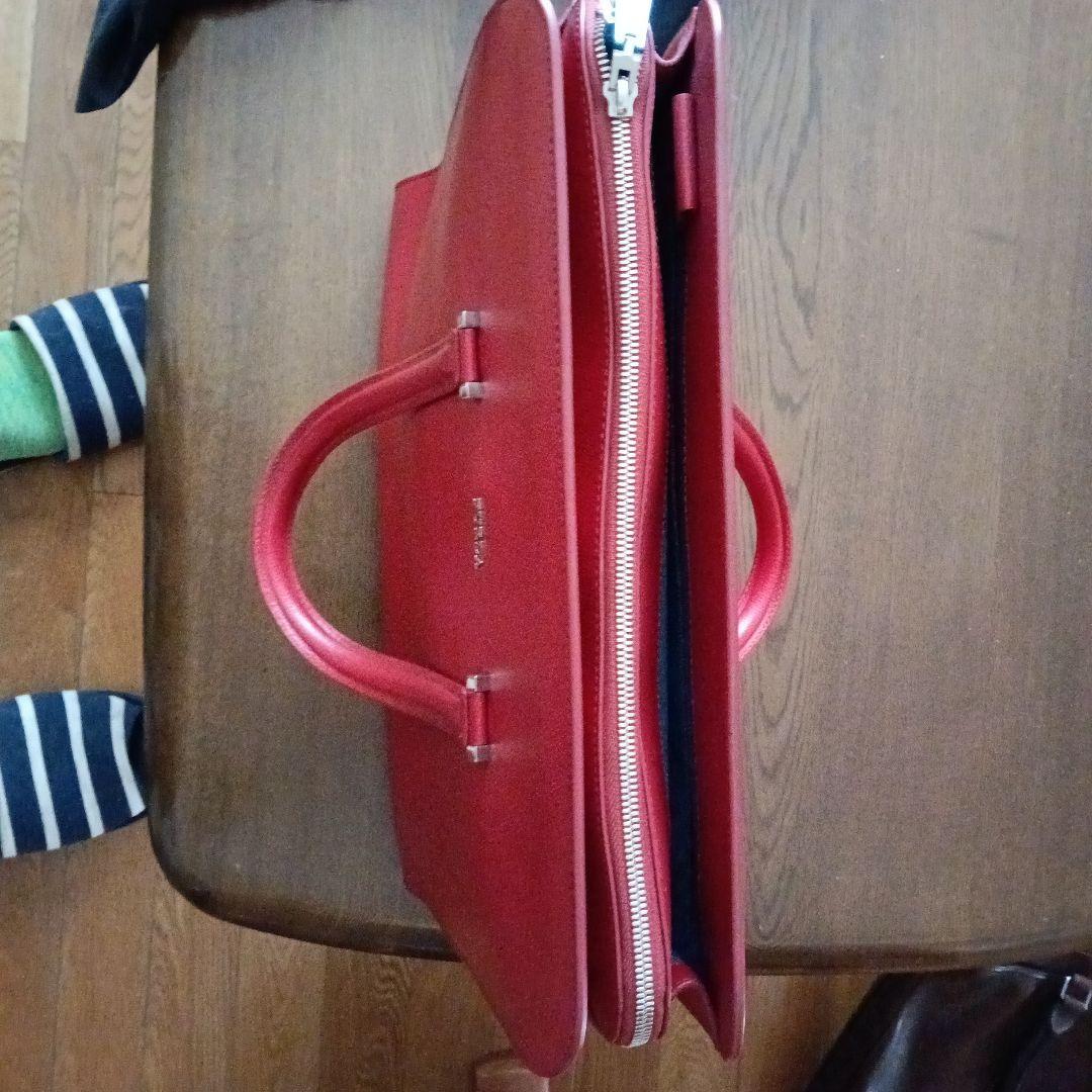 FURLA レッド ビジネスバッグ