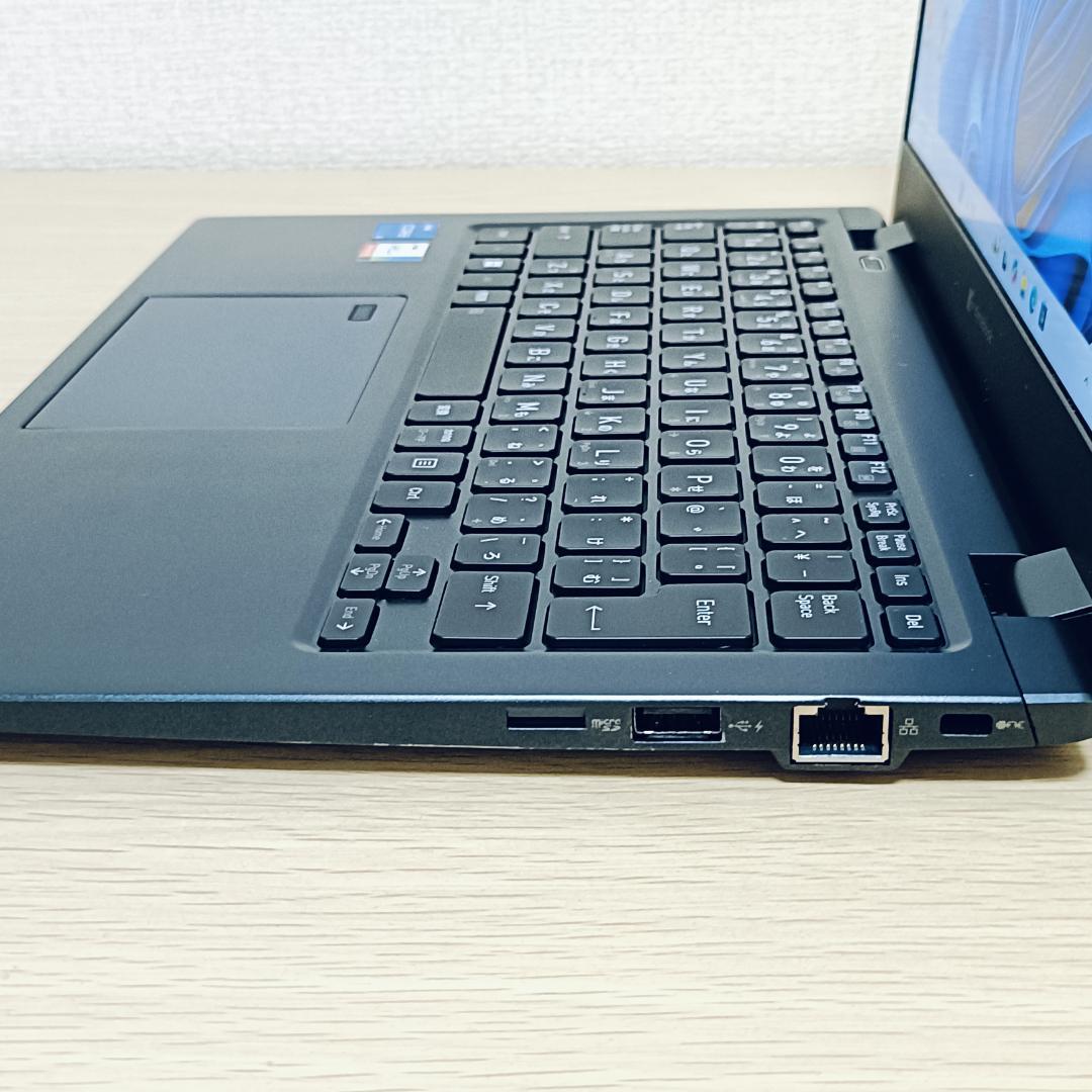軽量✨Windows11✨i5✨16GB✨SSD✨オフィス付きノートパソコン25