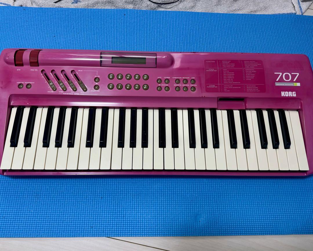 KORG-707 ピンクシンセサイザー 61鍵　中古 KORG 707 シンセサイザー ピンク ジャンク - メルカリ