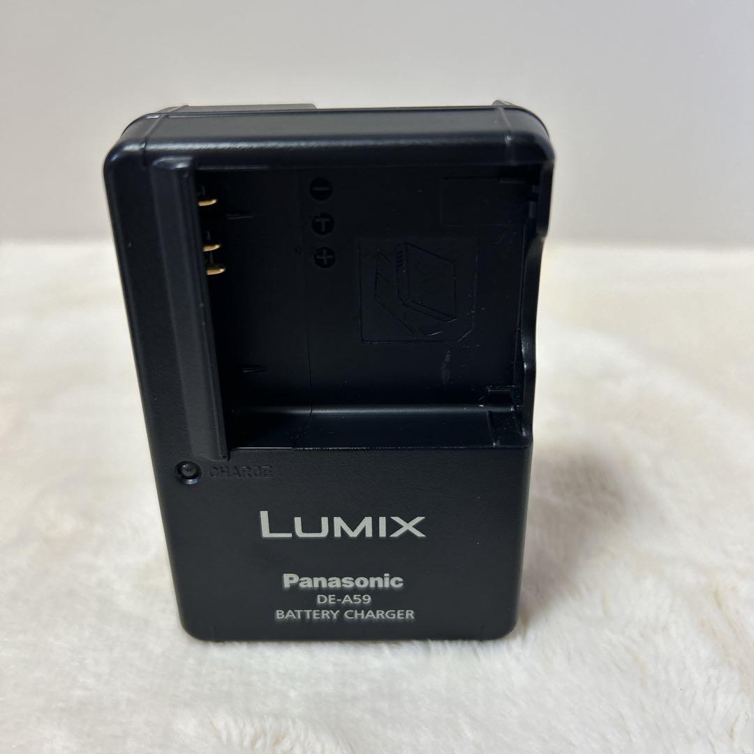 【動作確認済み・美品】Panasonic Lumix DMC-FX40デジカメ