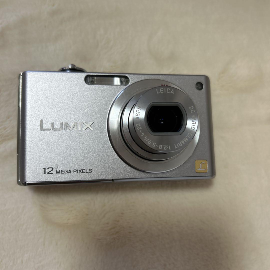 【動作確認済み・美品】Panasonic Lumix DMC-FX40デジカメ