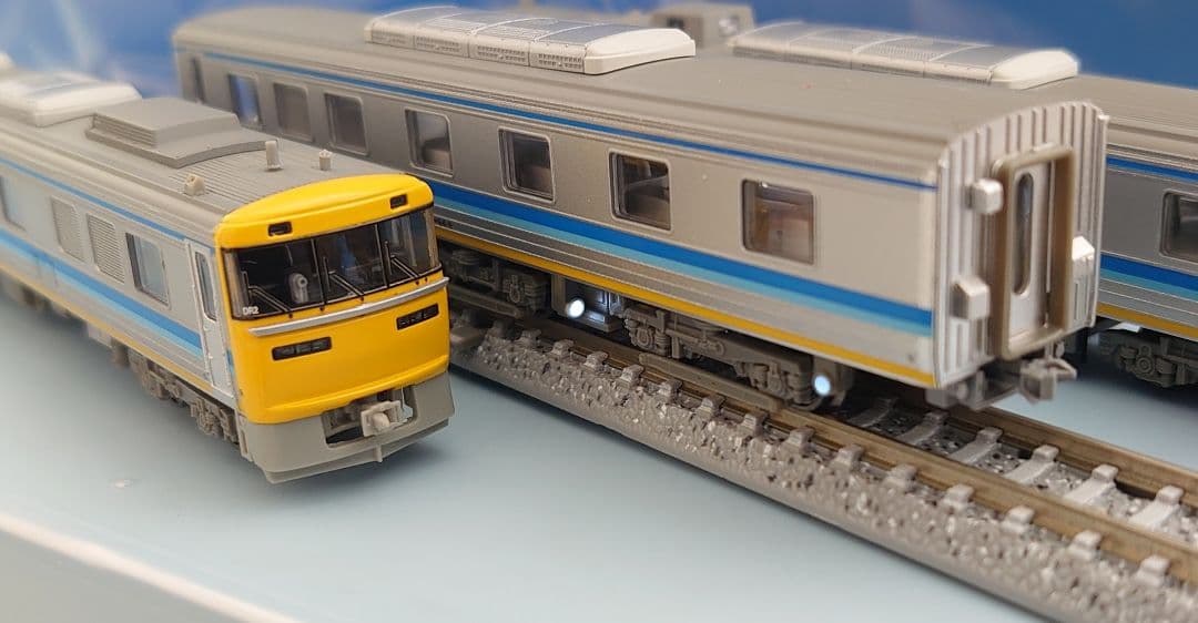 間隔HG連結 機器点灯 キヤ95系 ドクター東海 A‐6481 マイクロエース