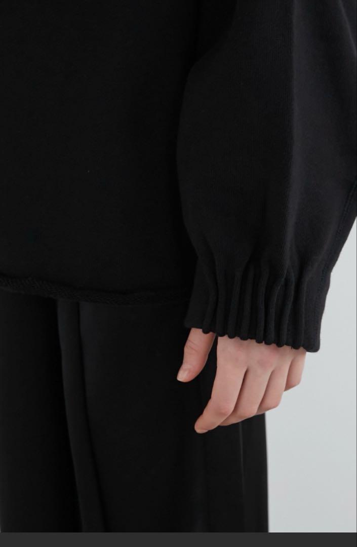 LA PEAU DE GEM ピンタックスウェット