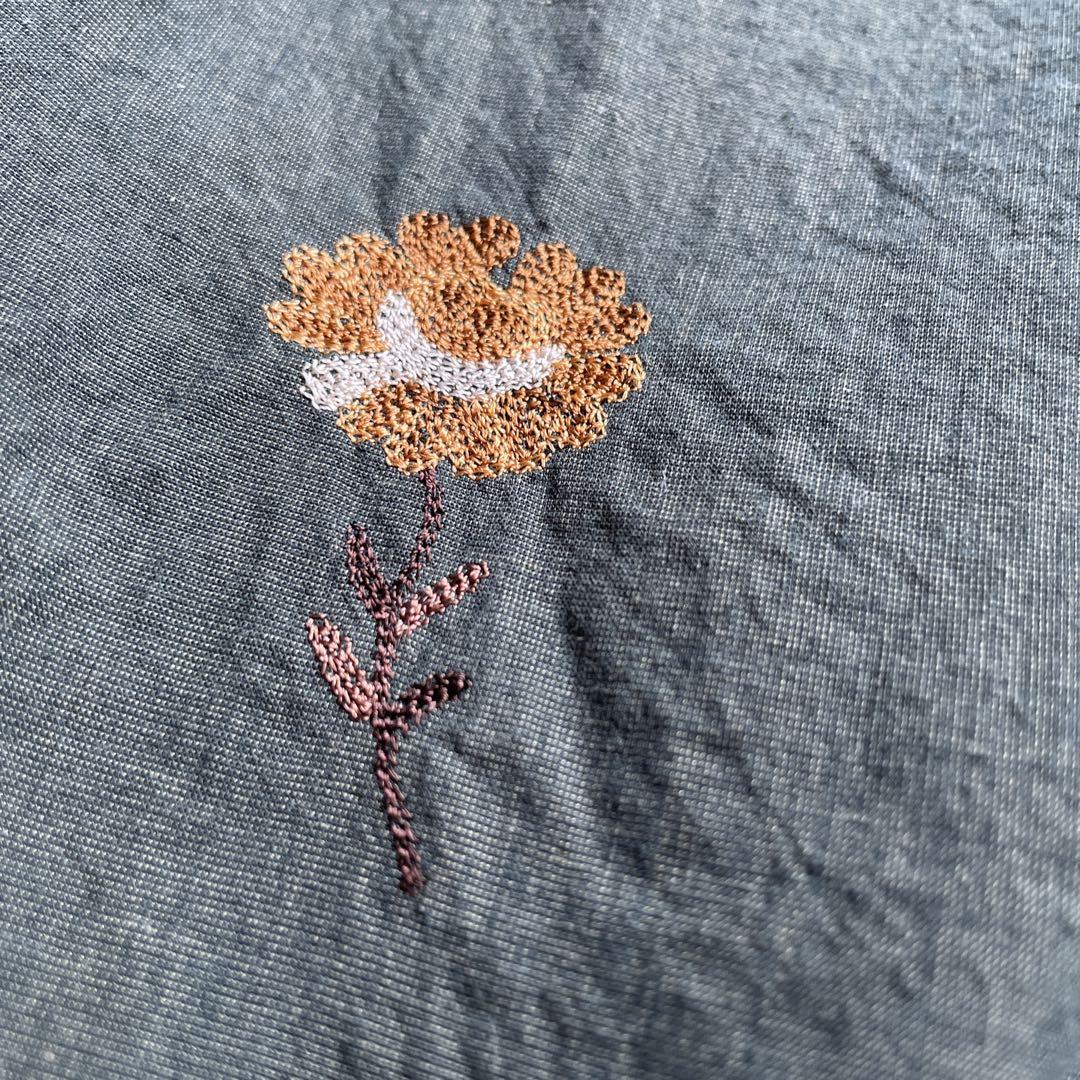 45rpmダークグリーン 刺繍入り長袖ブラウス
