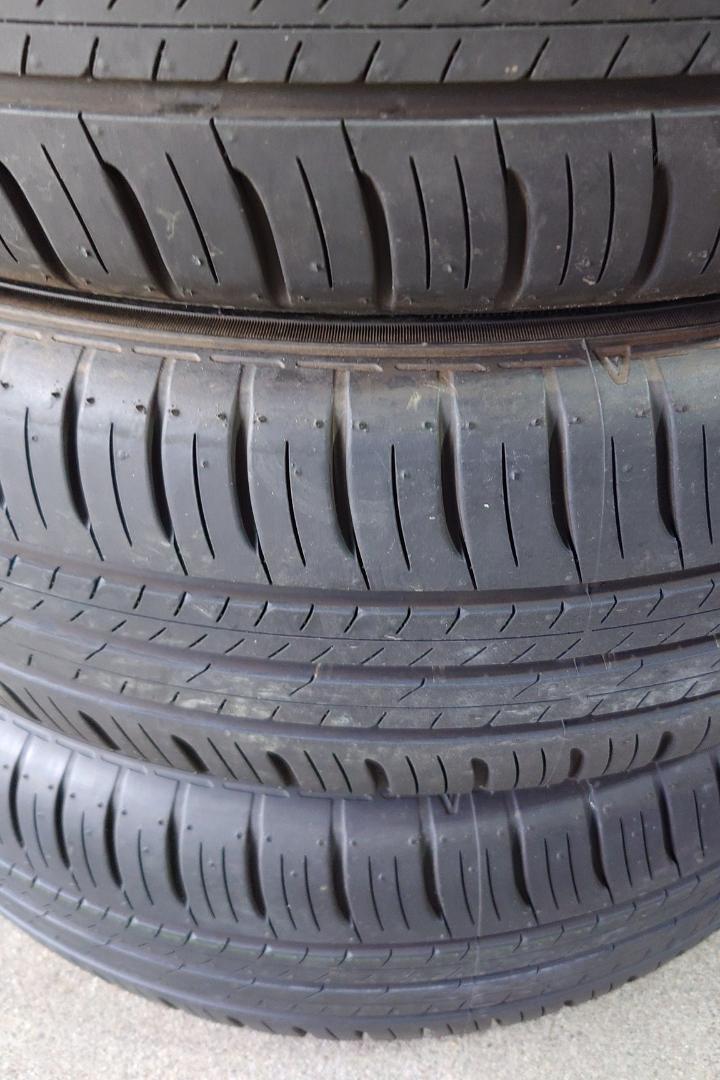 ダンロップ エナセーブ EC300+ 195 /65R16 92H