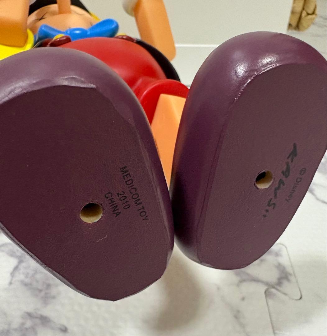 ベアブリックKAWS PINOCCHIO & JIMINY CRICKET ベアブリックKAWS PINOCCHIO & JIMINY CRICKET