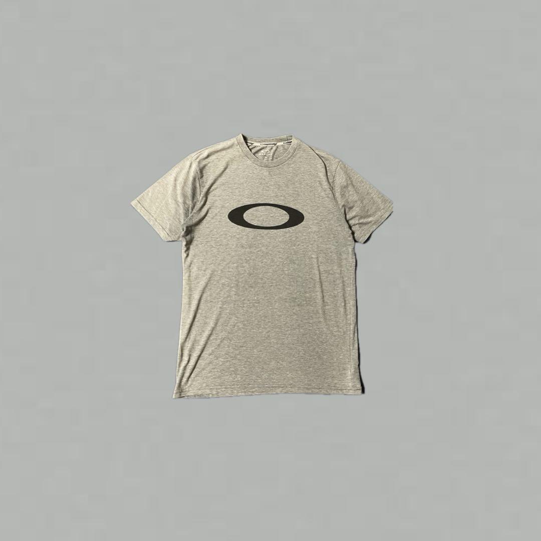 【超お買い得！】 00s Oakley archive Tシャツ - メルカリ トップス