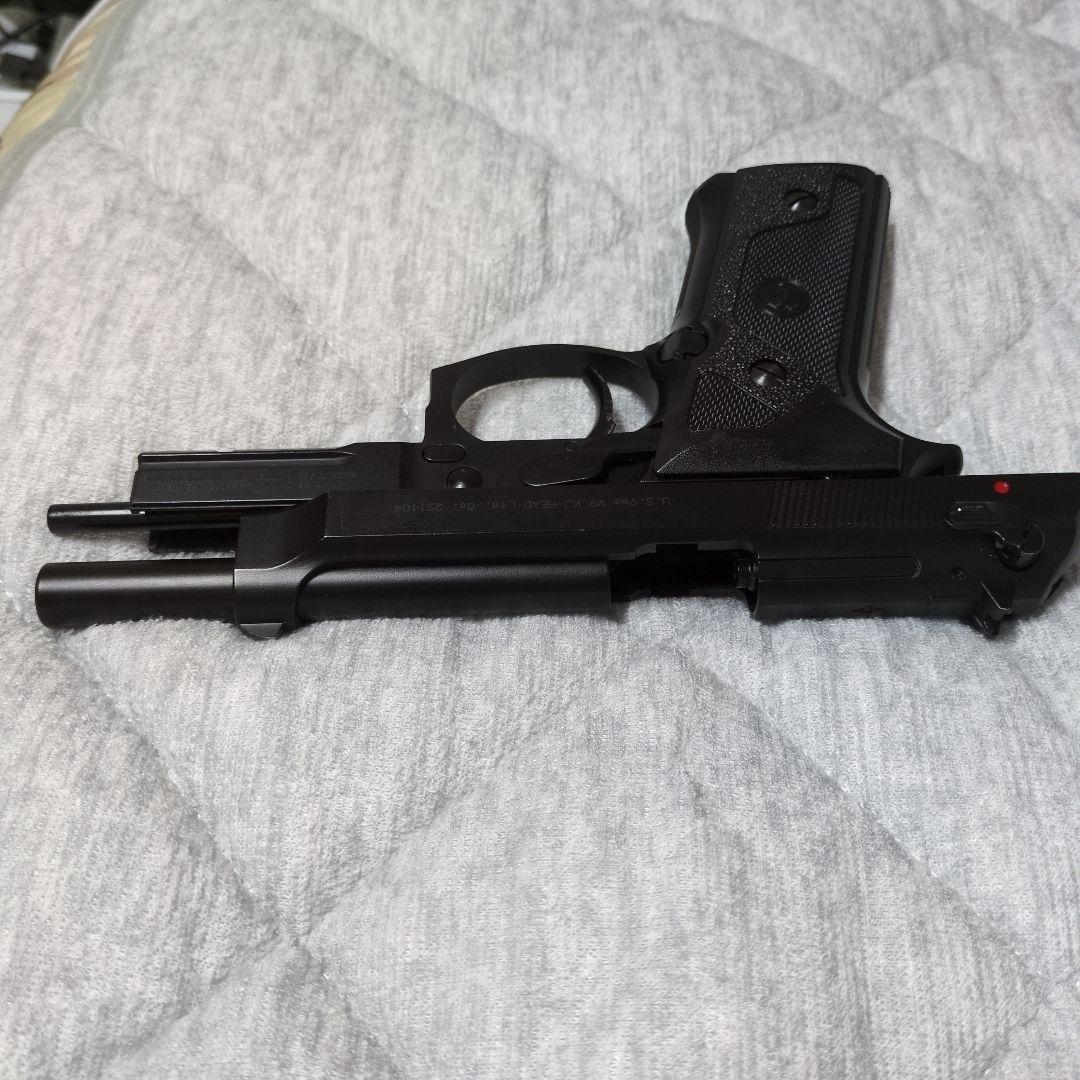 ベレッタM9 セミオートマチックエアガン