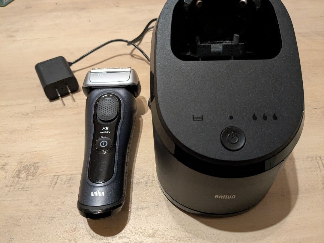 値引き応じます Braun Series 8 メンズ電気シェーバー