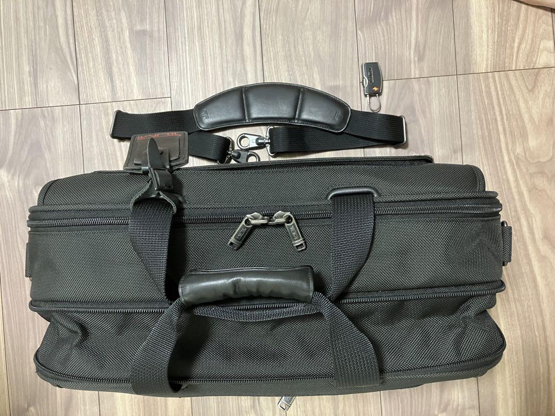 【極美品希少】TUMI 22121D4（G4.4） TSA付属 エクスパンダブル
