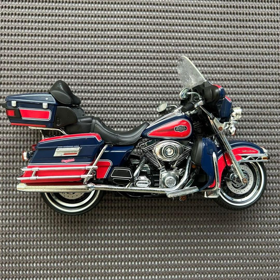 ダイキャストプロモーションズ　ハーレー　MLB　モデルバイク　クリーブランド仕様