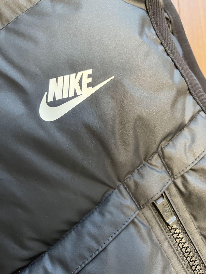 NIKE ナイキ　ダウンベスト　ダウン　Ｌサイズ