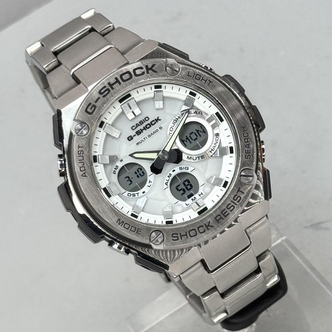 極美品 G-SHOCK GST-W110D Gスチール 電波ソーラー ゴールド