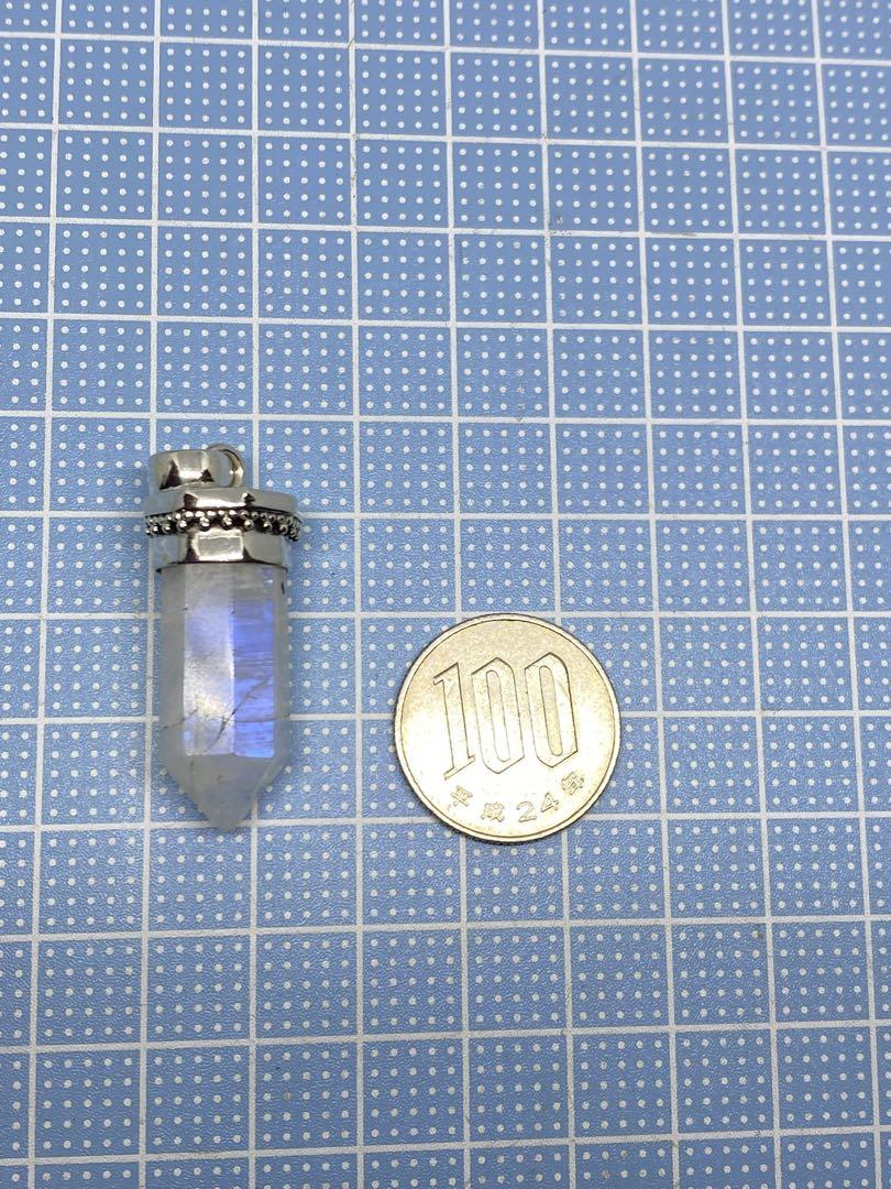 原石天然石多角柱ジュエリー SILVER925シルバーペンダント　一点物　AてD