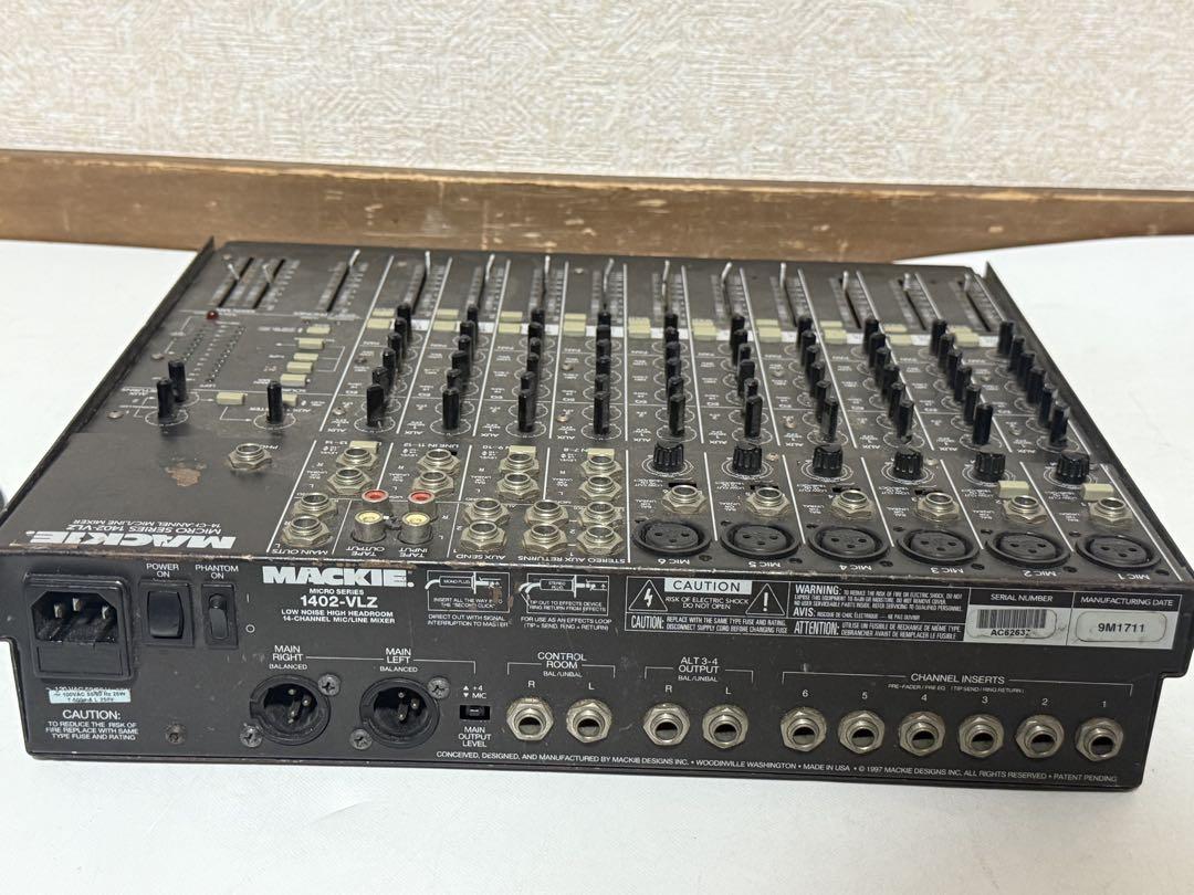 ジャンク品 MACKIE マッキー 1402-VLZ 音響機材 ミキサー