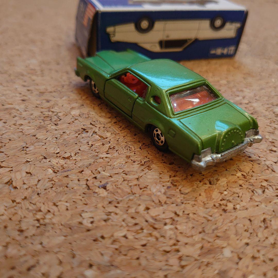 トミカ　青箱　FORD Continental Mark IV