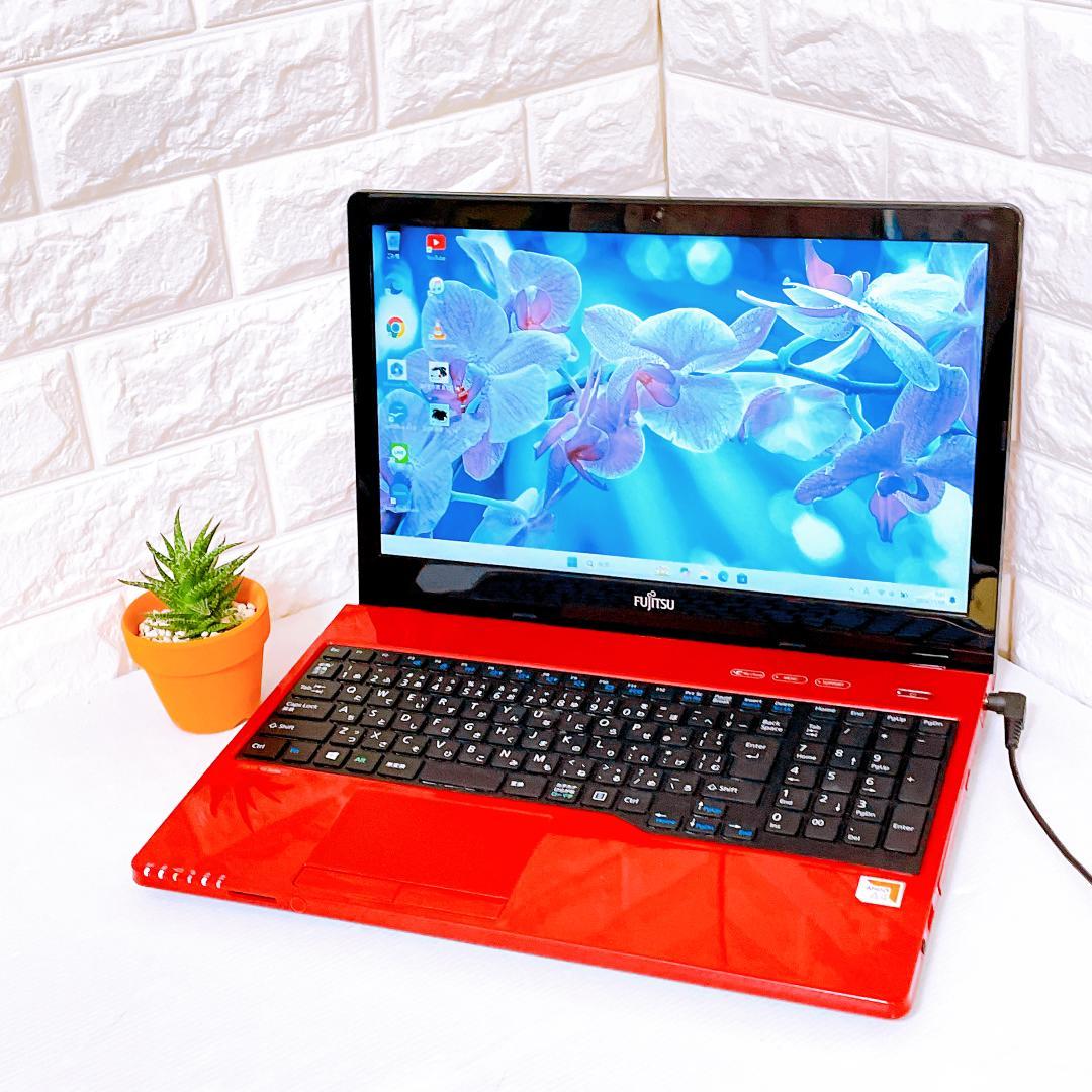 富士通【YouTubeに最適】写真もたっぷり保存✨赤✨カメラ付