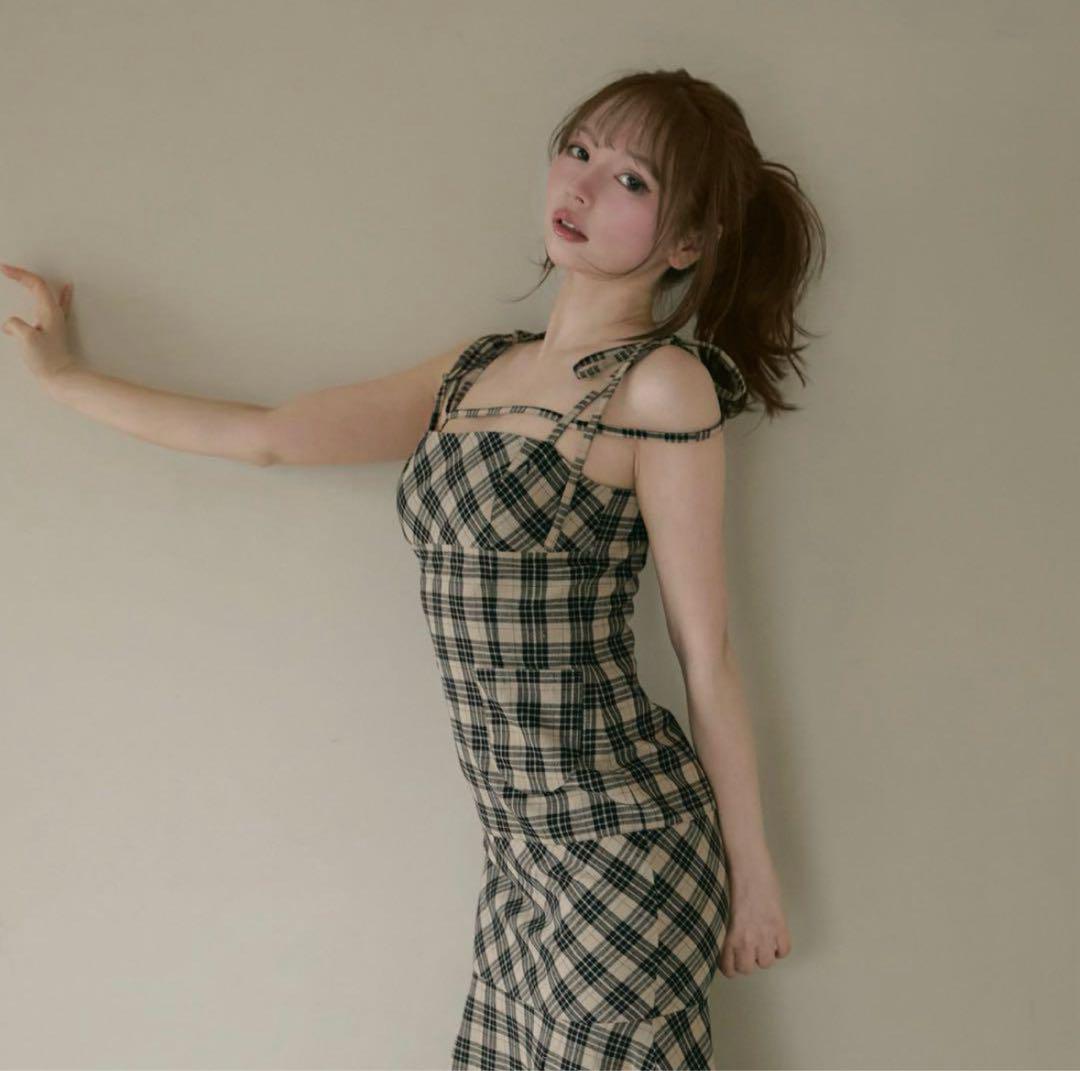 andmary Cecily check long dress - メルカリ