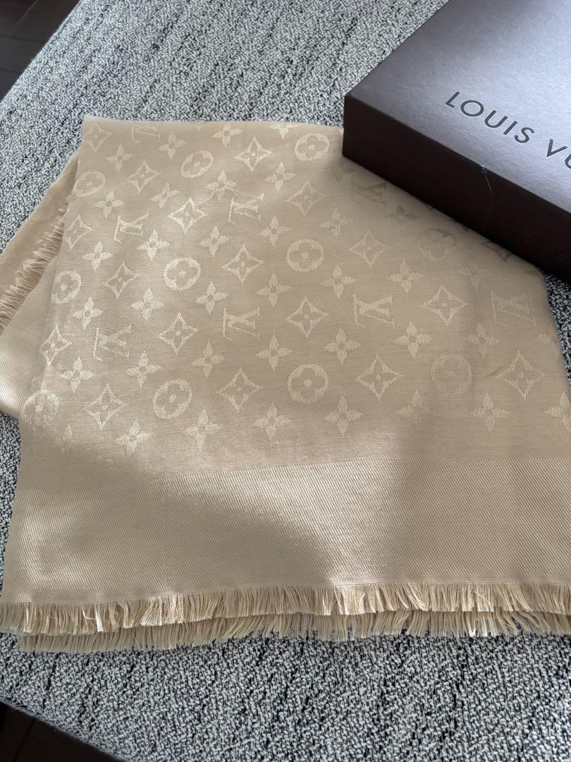 LOUIS VUITTON ベージュ ストール　ルイヴィトン　大判ストール 楽天市場】LOUIS VUITTON【ルイ・ヴィトン】大判 ショール