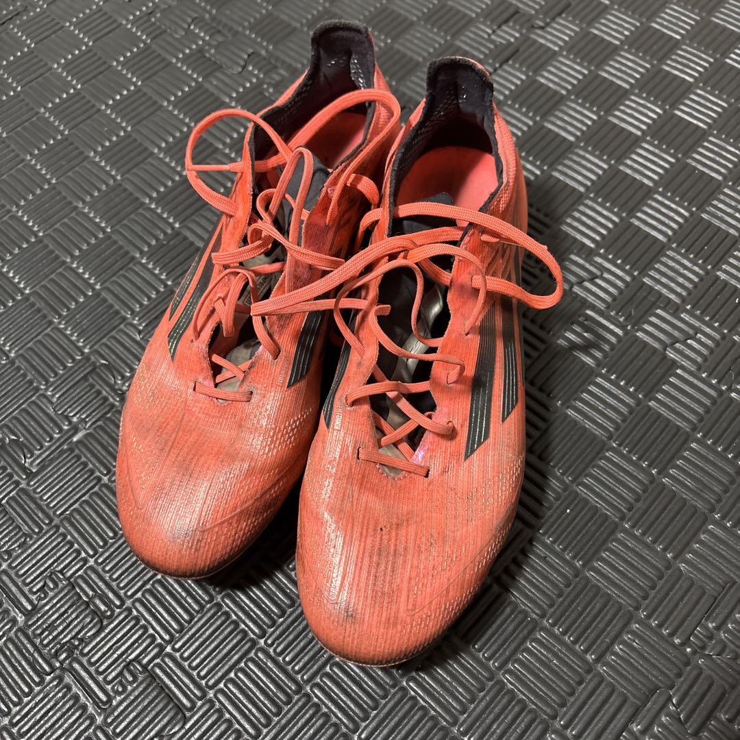 アディダス　F50 25.5