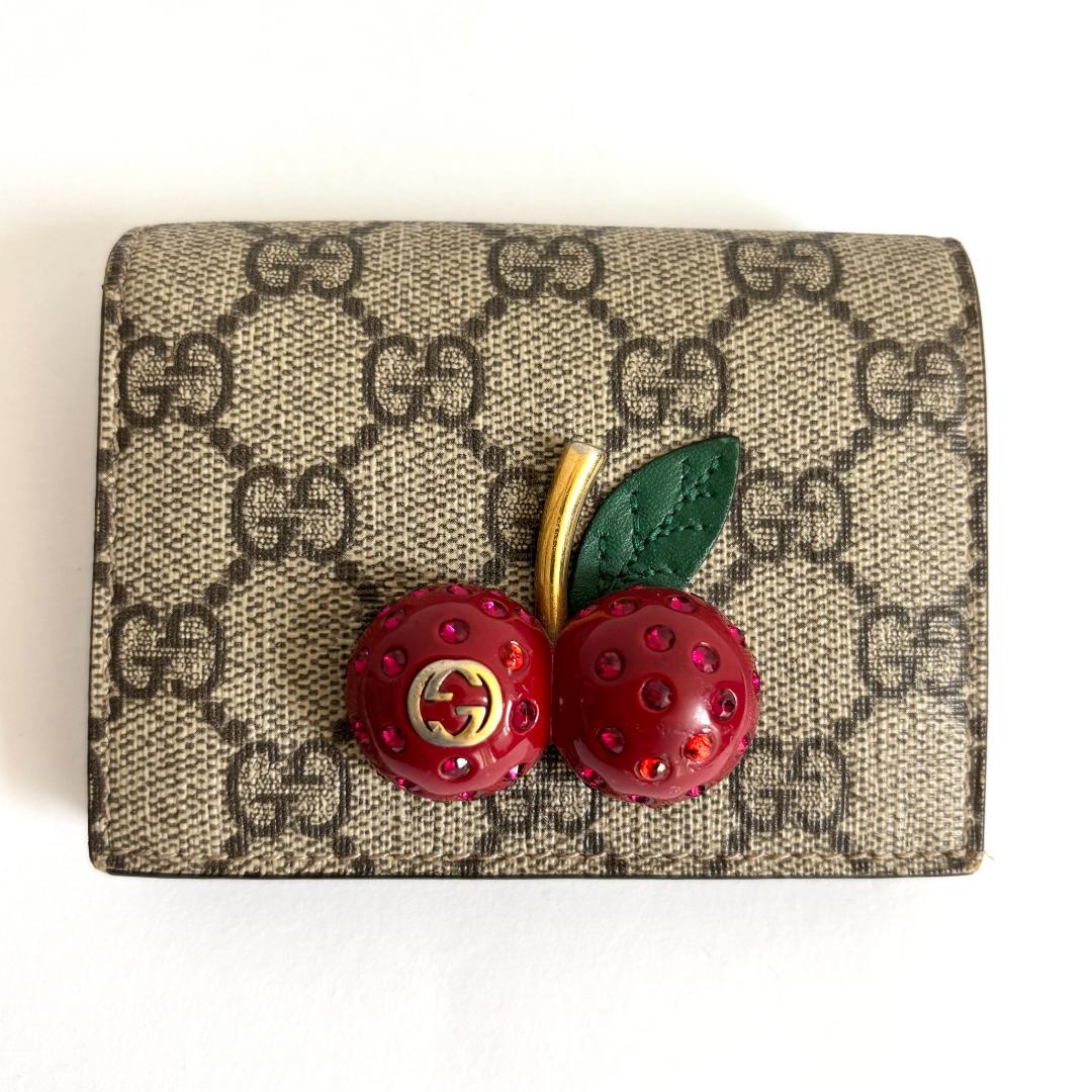 GUCCI チェリー 二つ折り財布 シグネチャーキャンバス グッチ