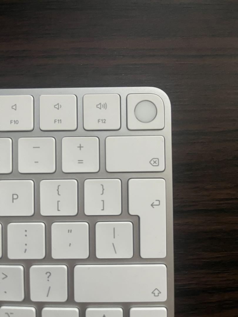Magic Keyboard with Touch ID UK配列 - キーボード高価